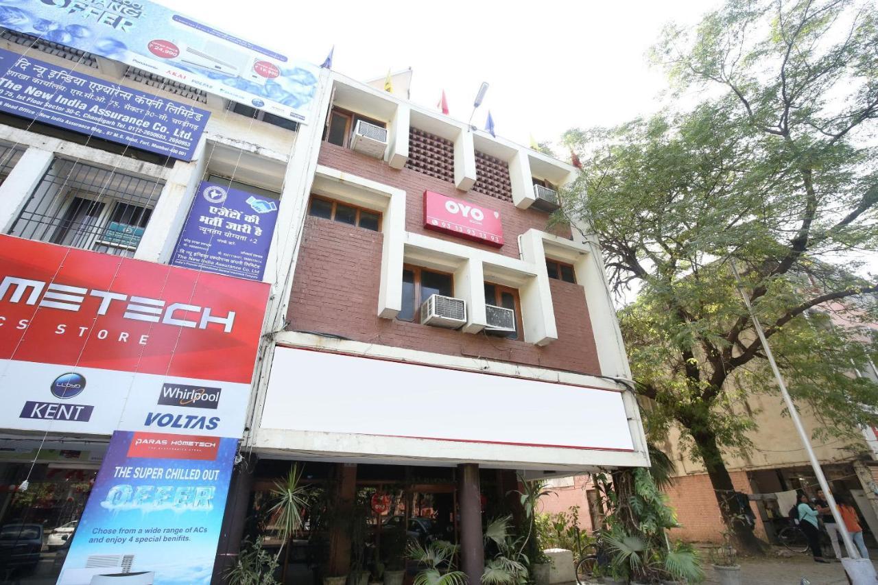 Oyo 5637 Hotel Majestic Chandīgarh Buitenkant foto